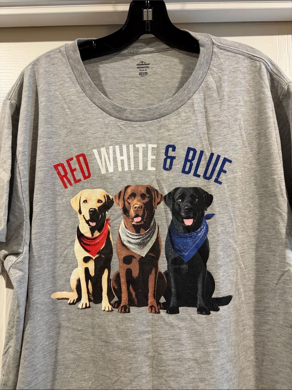 Celebrate Patriotic Red White & Blue Dogs Graphic Tee - Gray NWT size XL